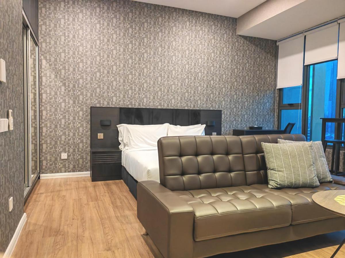 Ceylonz Suites By Starwood Lux Pangsapuri
