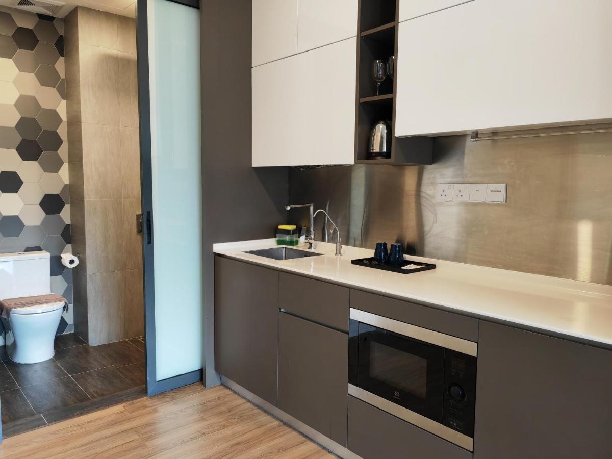 Ceylonz Suites By Starwood Lux *